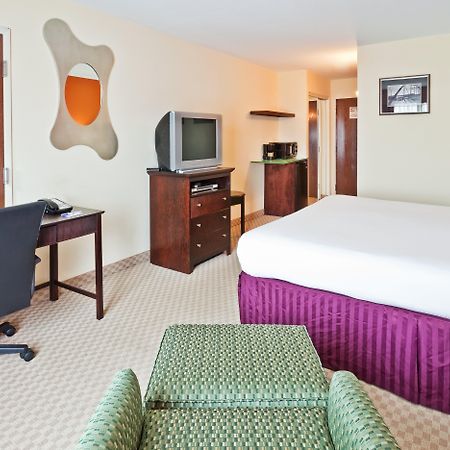 Holiday Inn Express & Suites Chattanooga-Hixson By Ihg Exterior photo